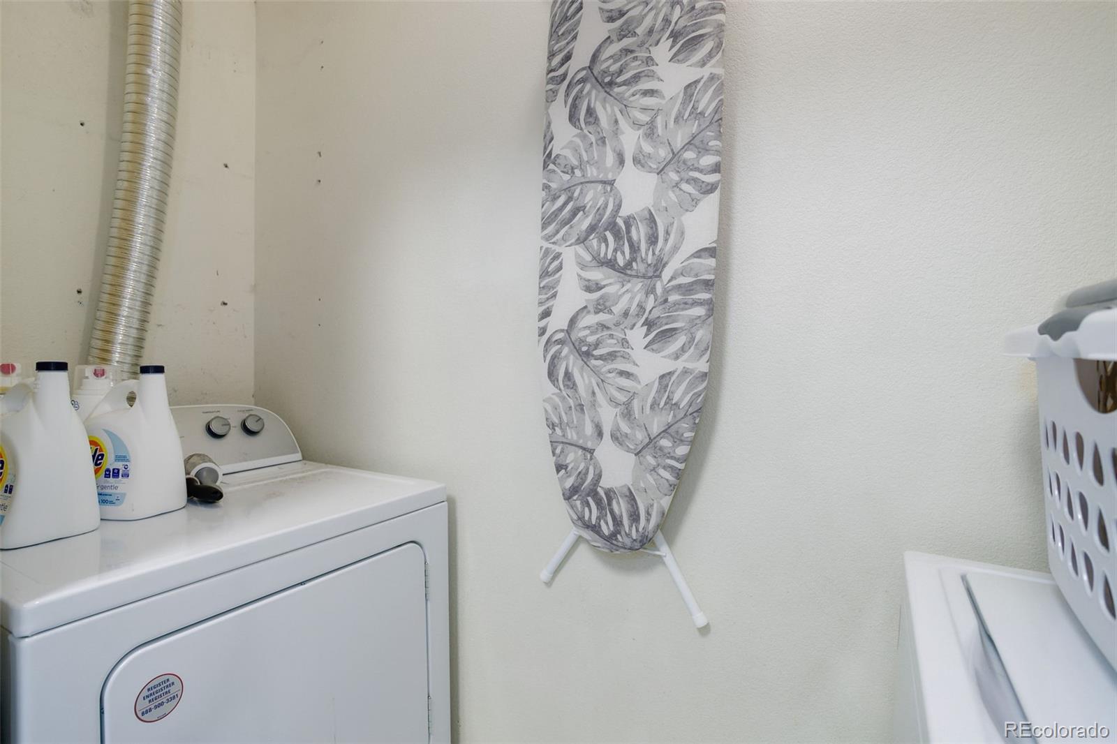 6005 Castlegate Drive Unit: B15