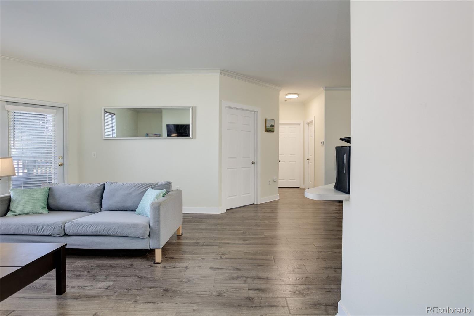 6005 Castlegate Drive Unit: B15