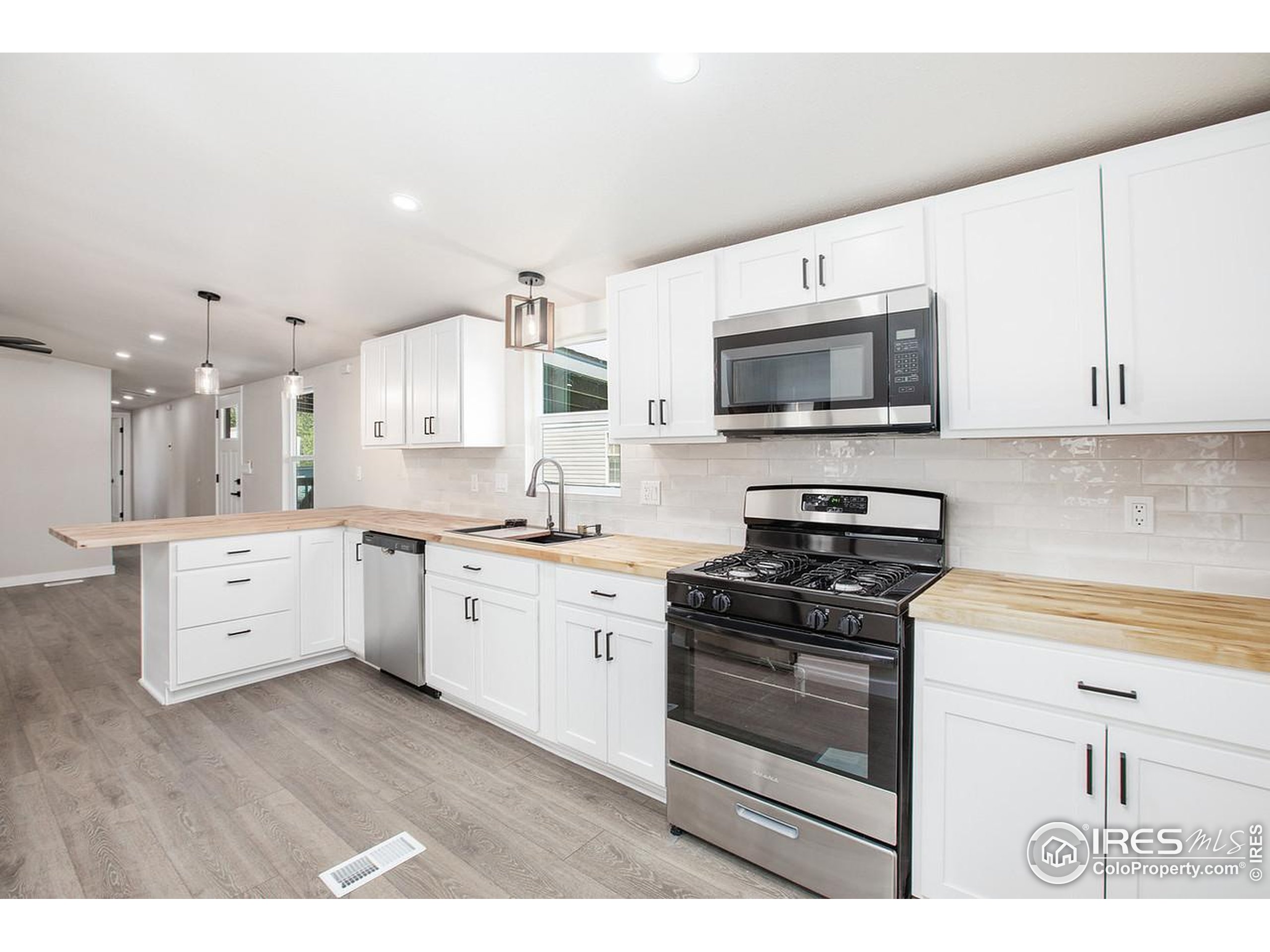 227 N 2nd St 26