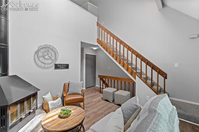 1840 Erin Loop