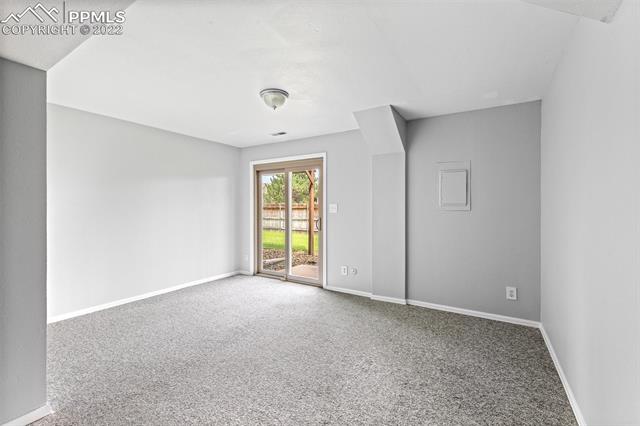 1840 Erin Loop
