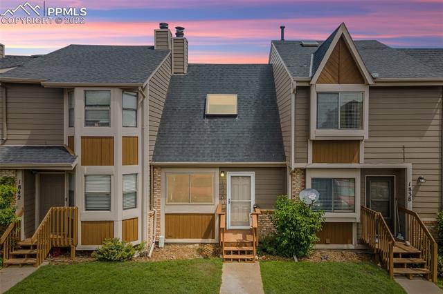 1840 Erin Loop