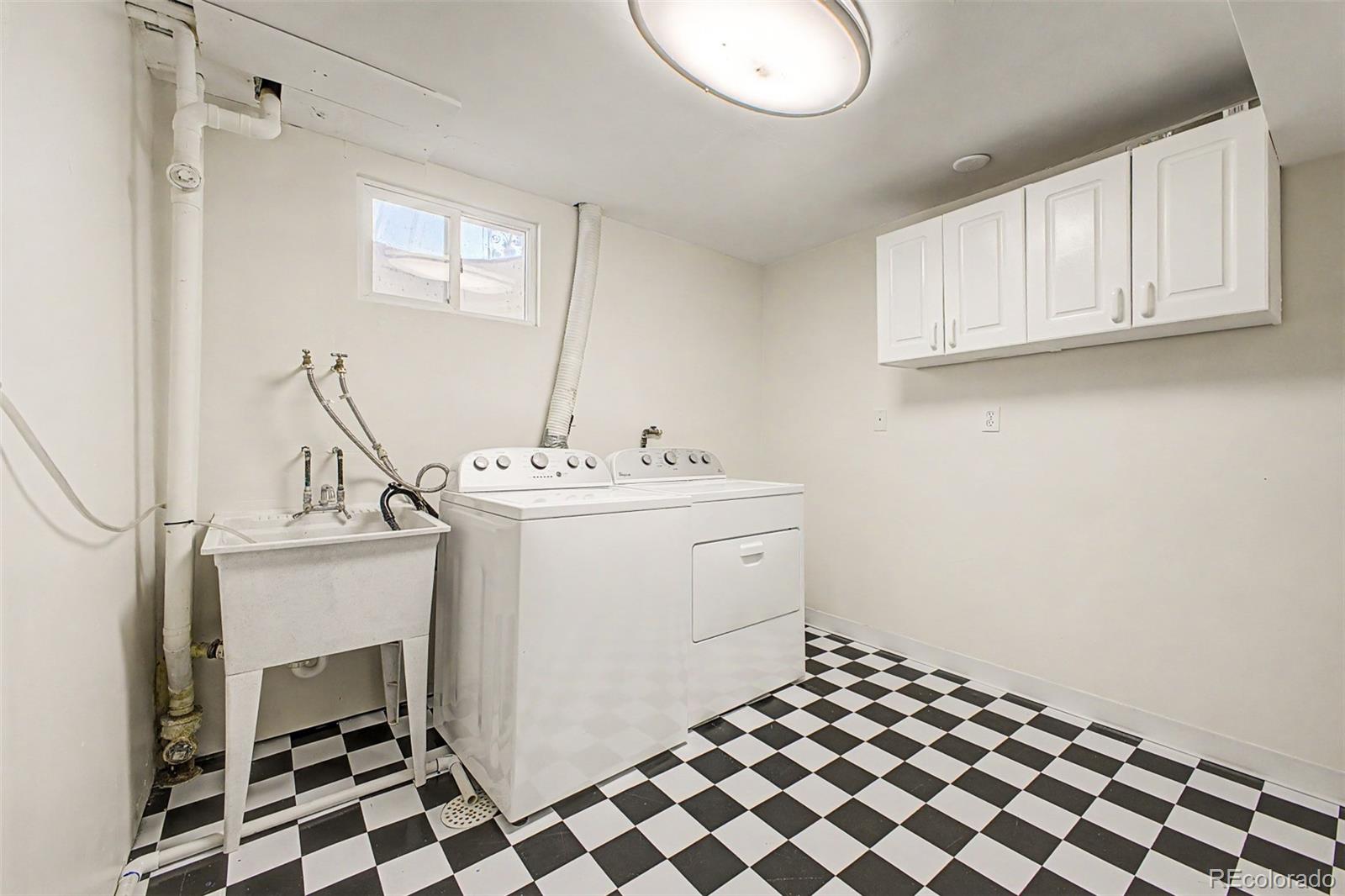 8084 E Hampden Circle