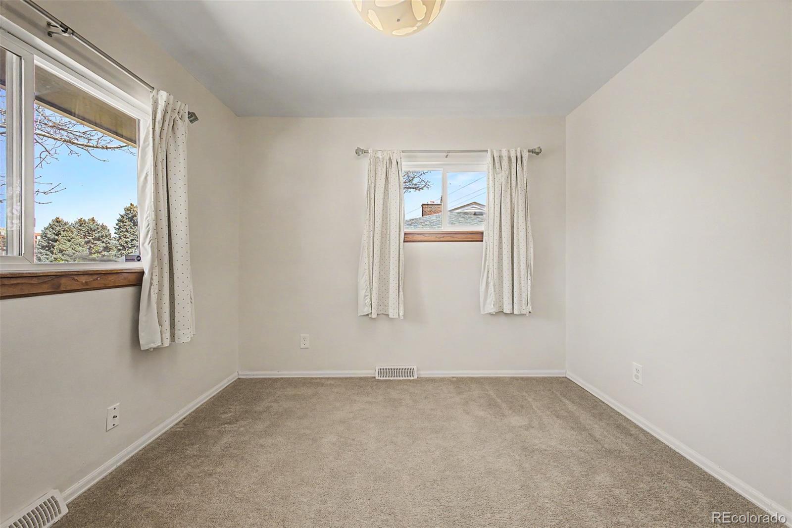 8084 E Hampden Circle