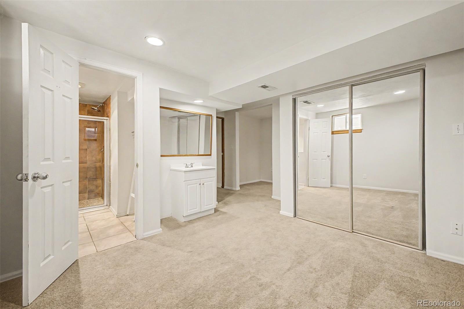 8084 E Hampden Circle