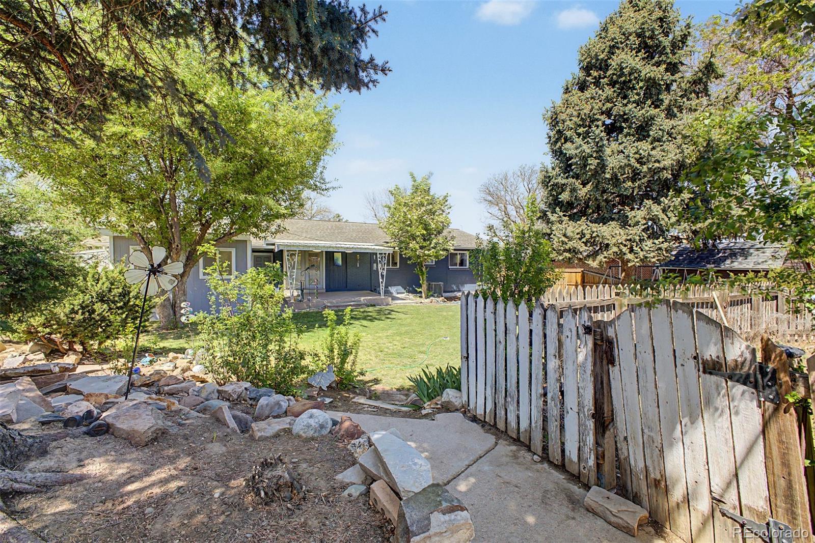 8084 E Hampden Circle