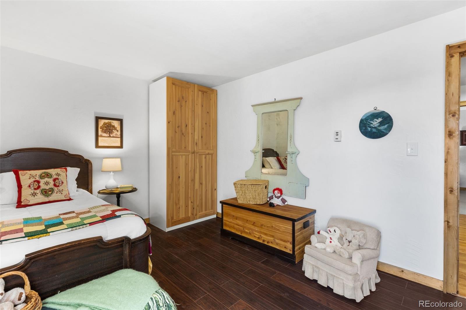 23542 Pondview Place Unit: D