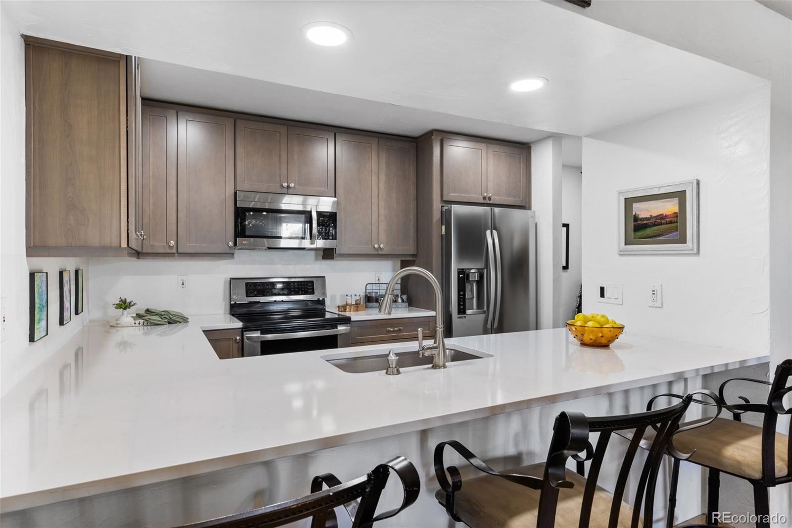 23542 Pondview Place Unit: D
