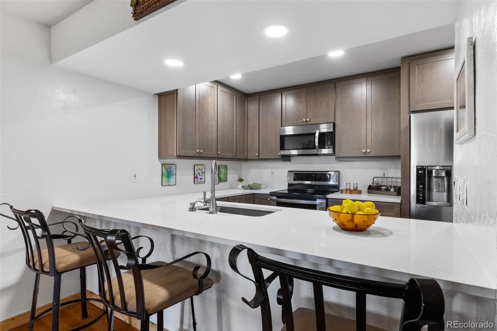 23542 Pondview Place Unit: D