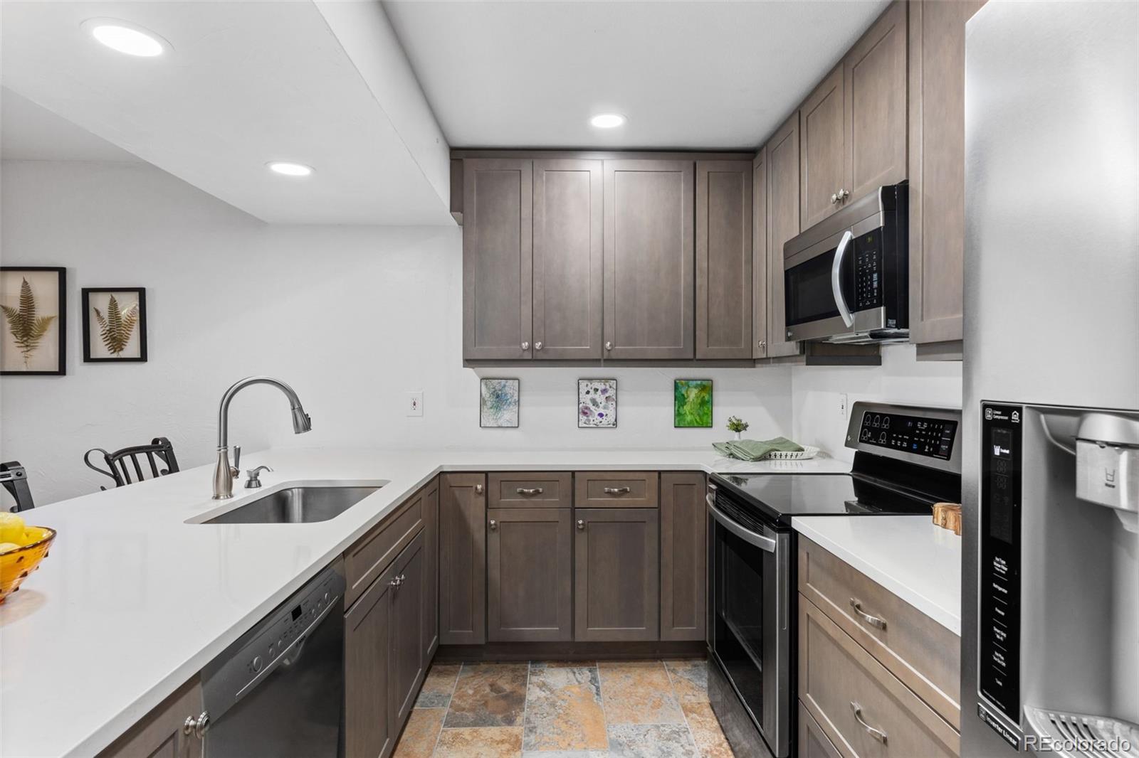 23542 Pondview Place Unit: D