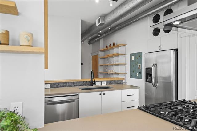 117 Elati Street Unit: 4