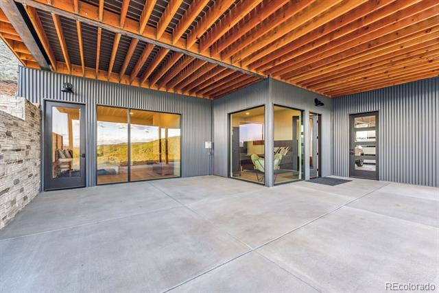43 Granite Circle