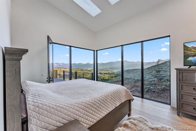 43 Granite Circle