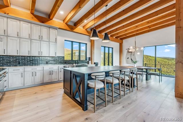43 Granite Circle