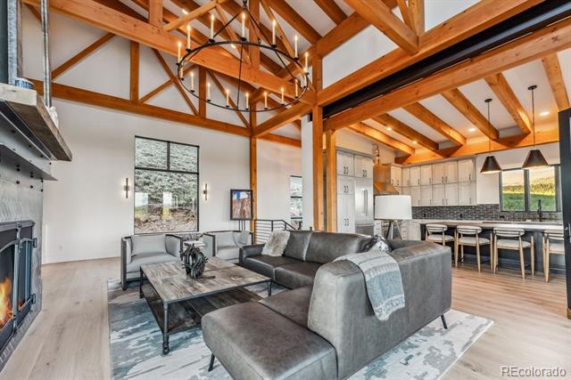 43 Granite Circle