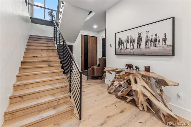 43 Granite Circle