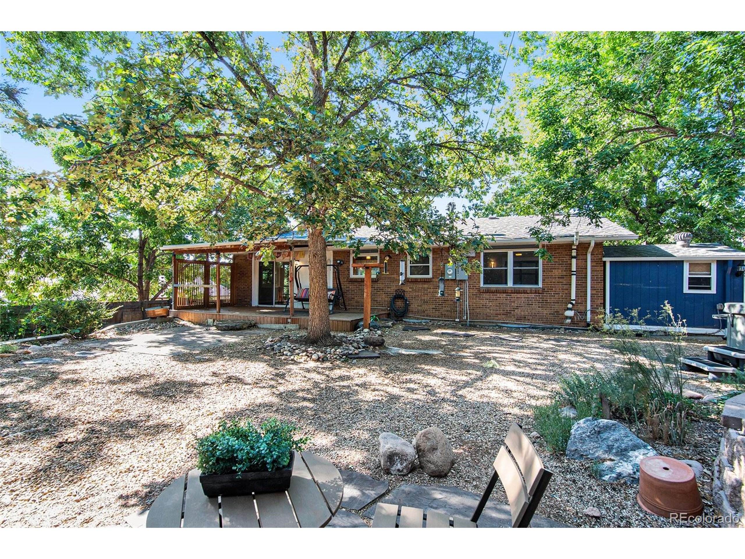 13537 W Mississippi Ct