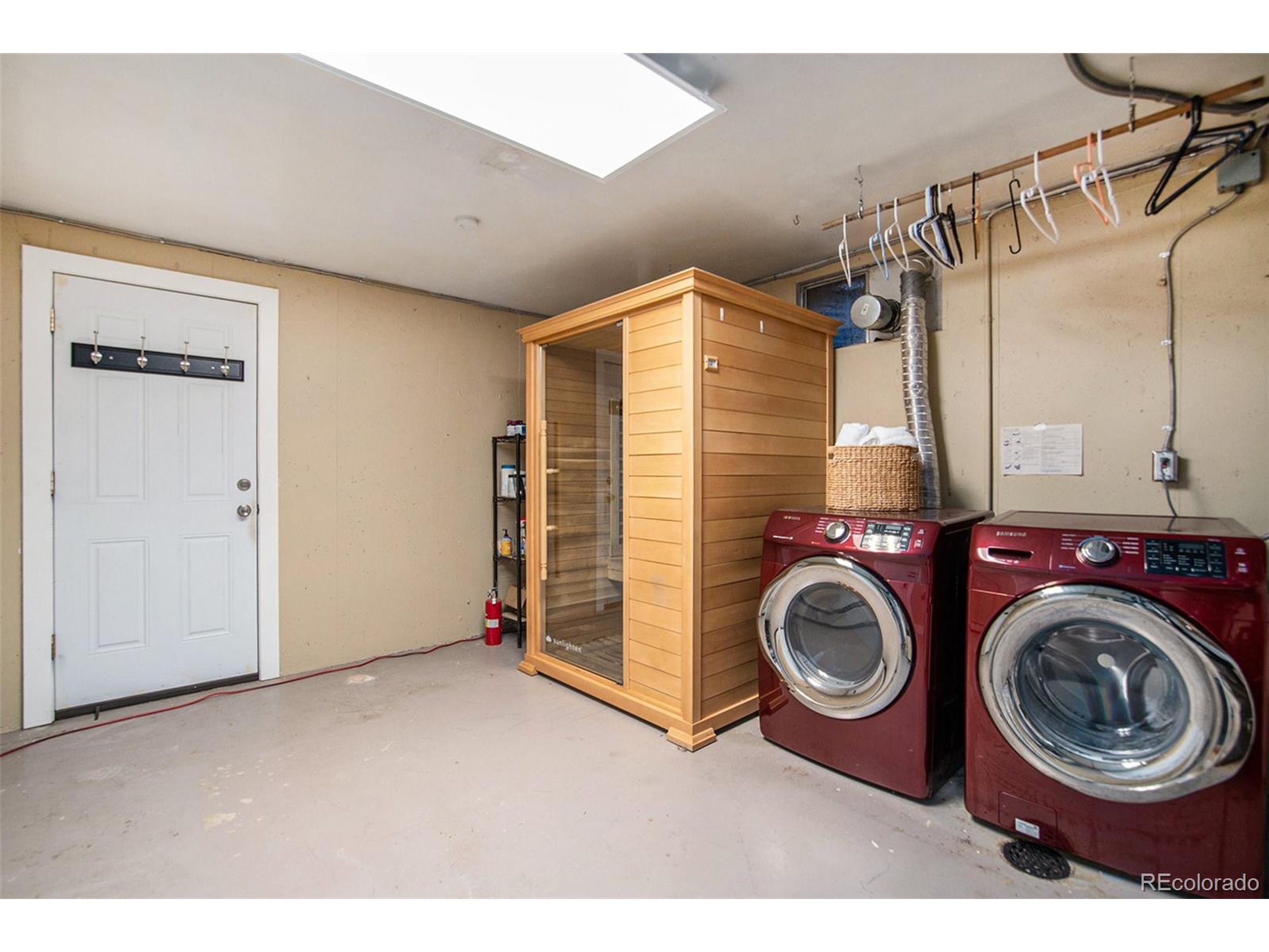 13537 W Mississippi Ct