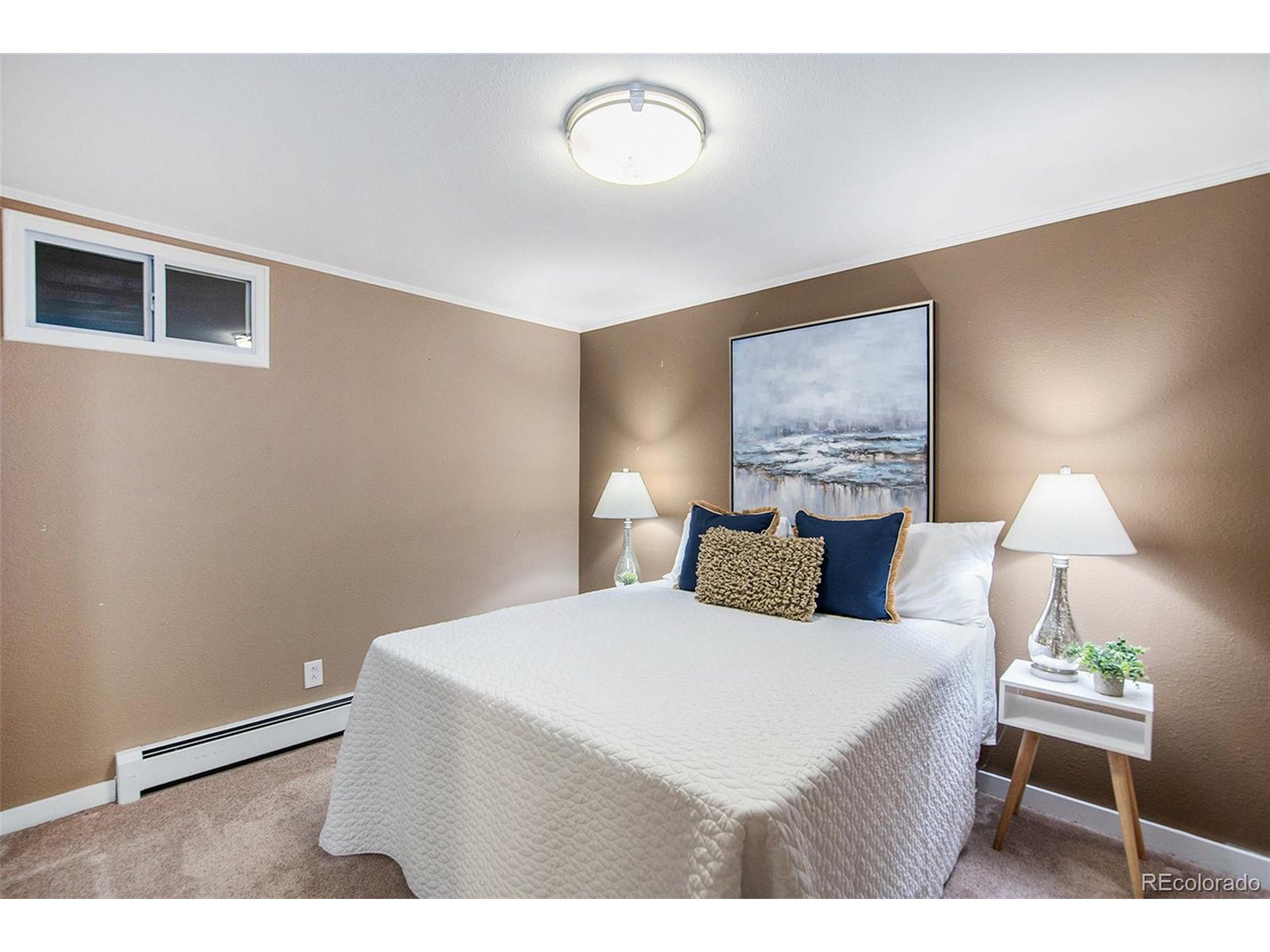 13537 W Mississippi Ct