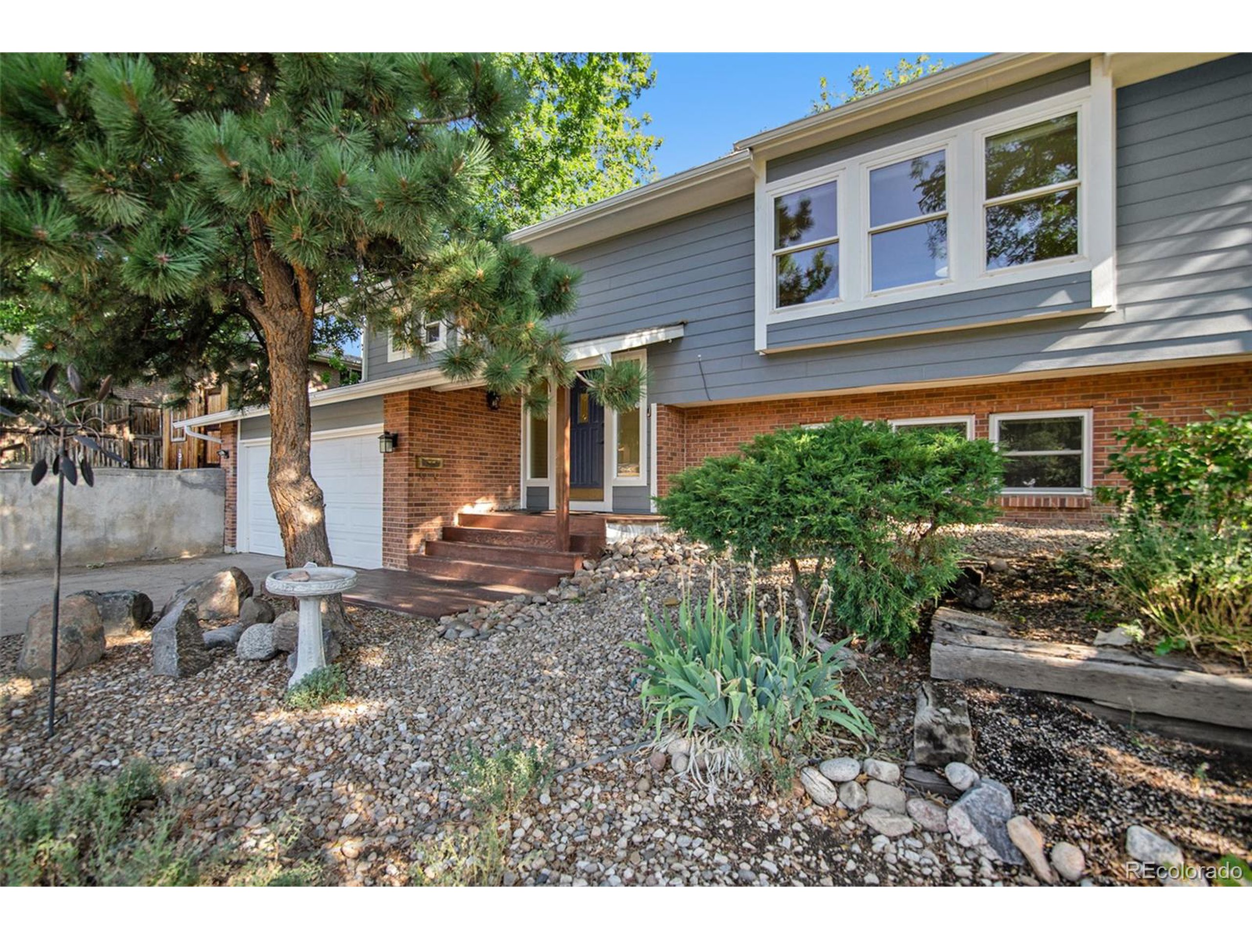 13537 W Mississippi Ct