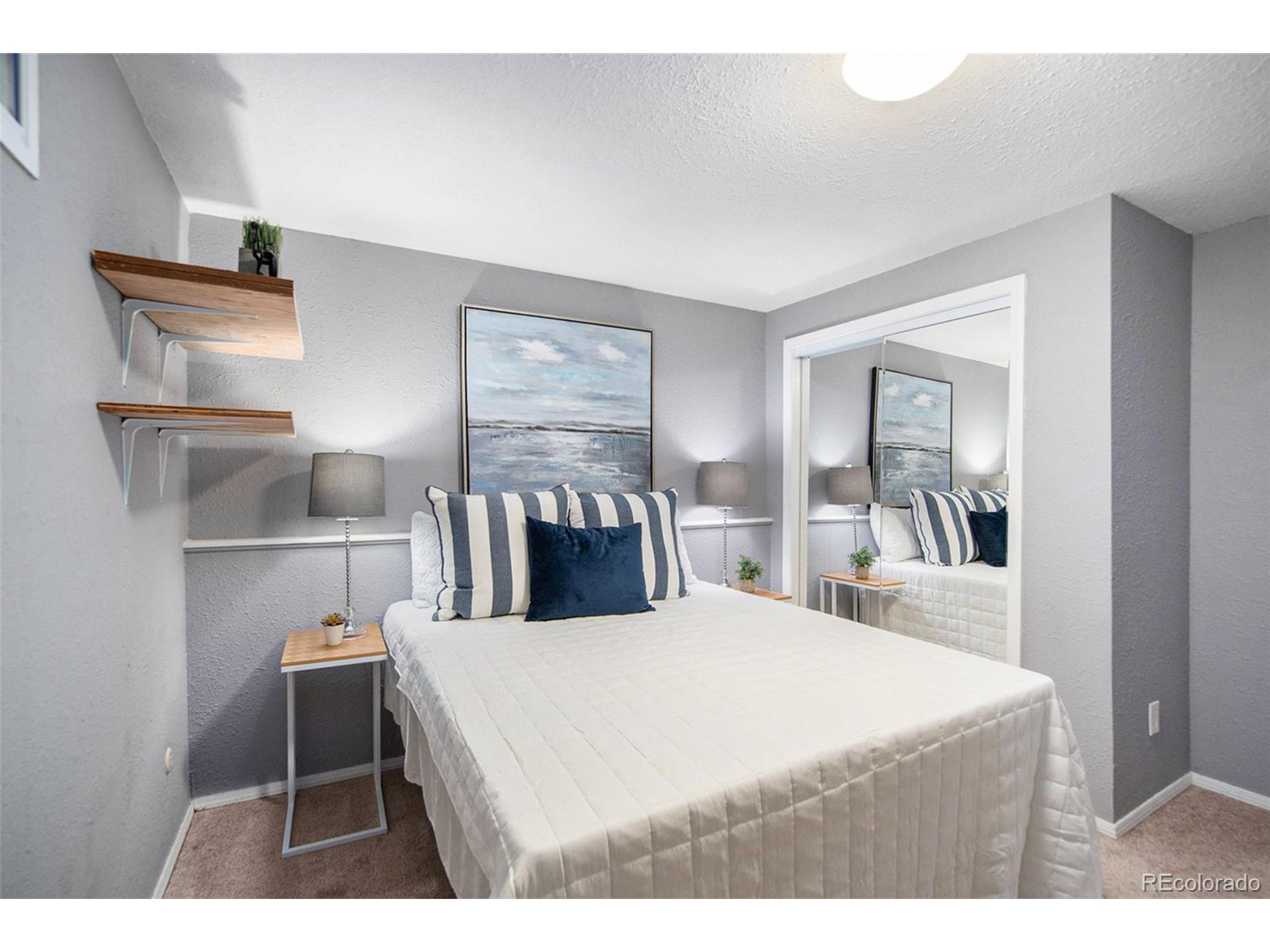 13537 W Mississippi Ct