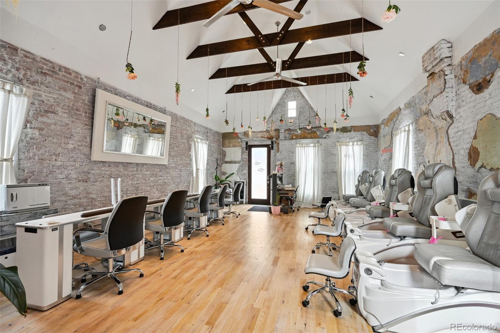 1123-1125 Santa Fe Drive