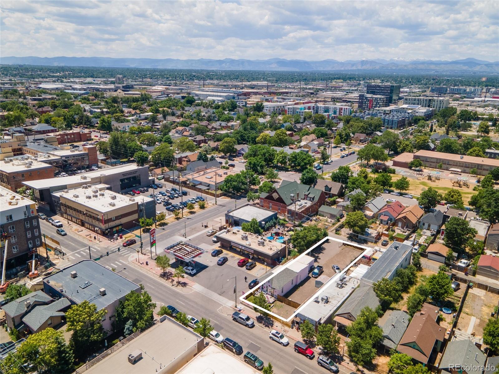 1123-1125 Santa Fe Drive