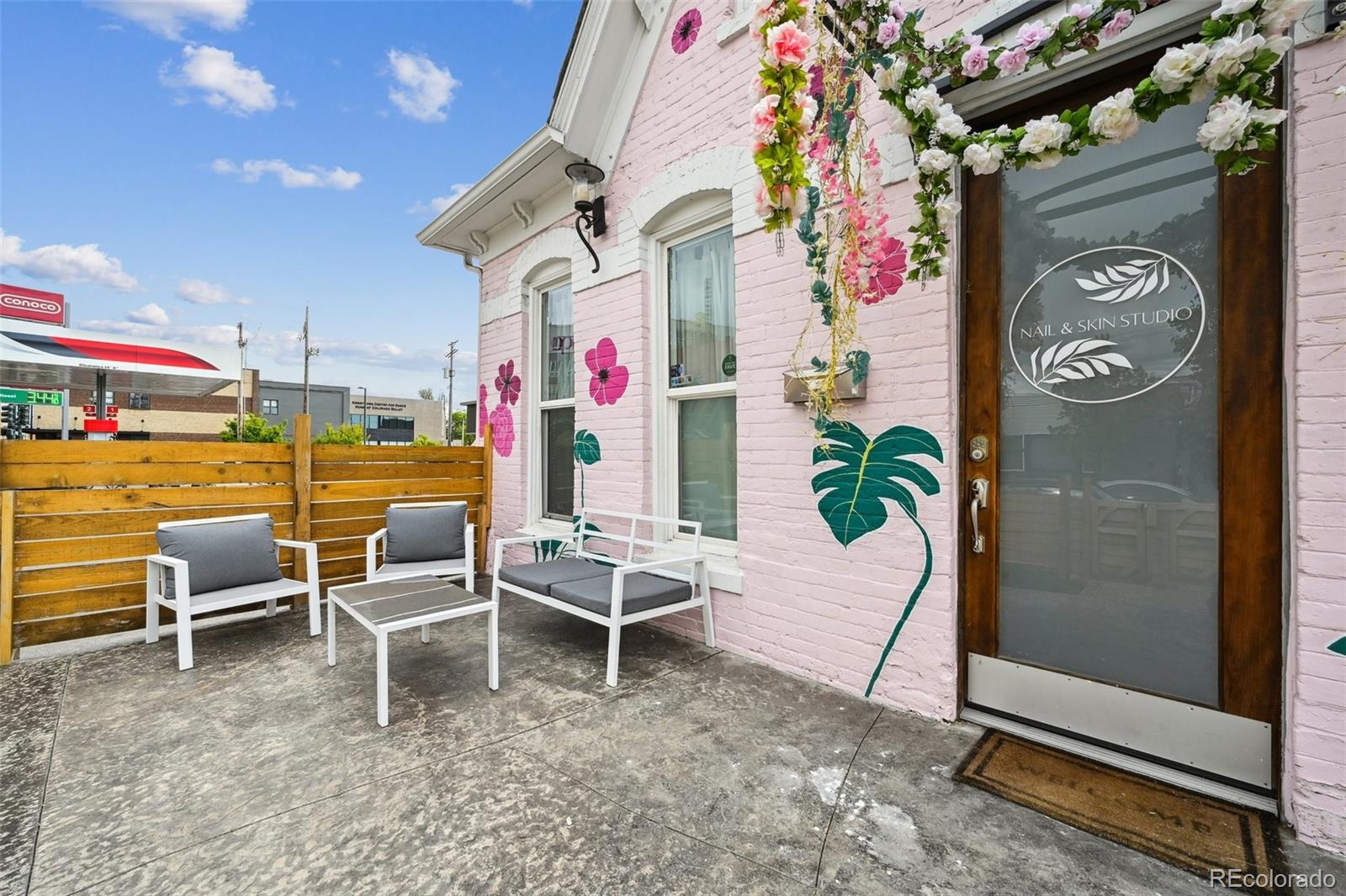 1123-1125 Santa Fe Drive