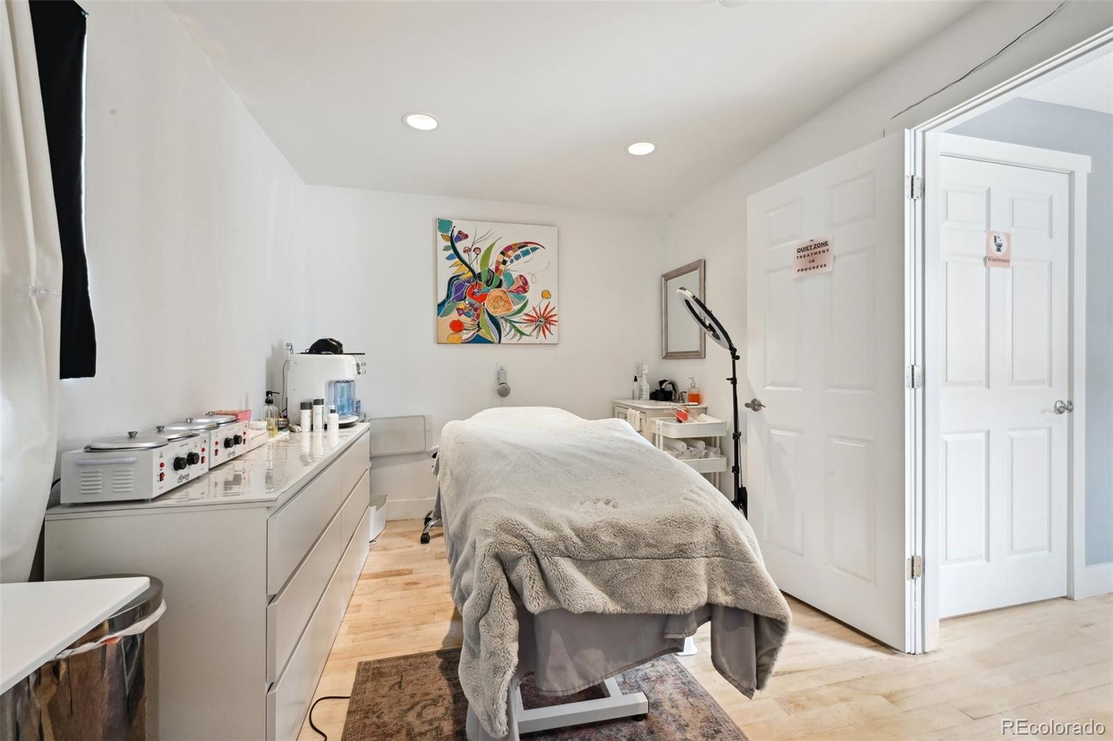 1123-1125 Santa Fe Drive