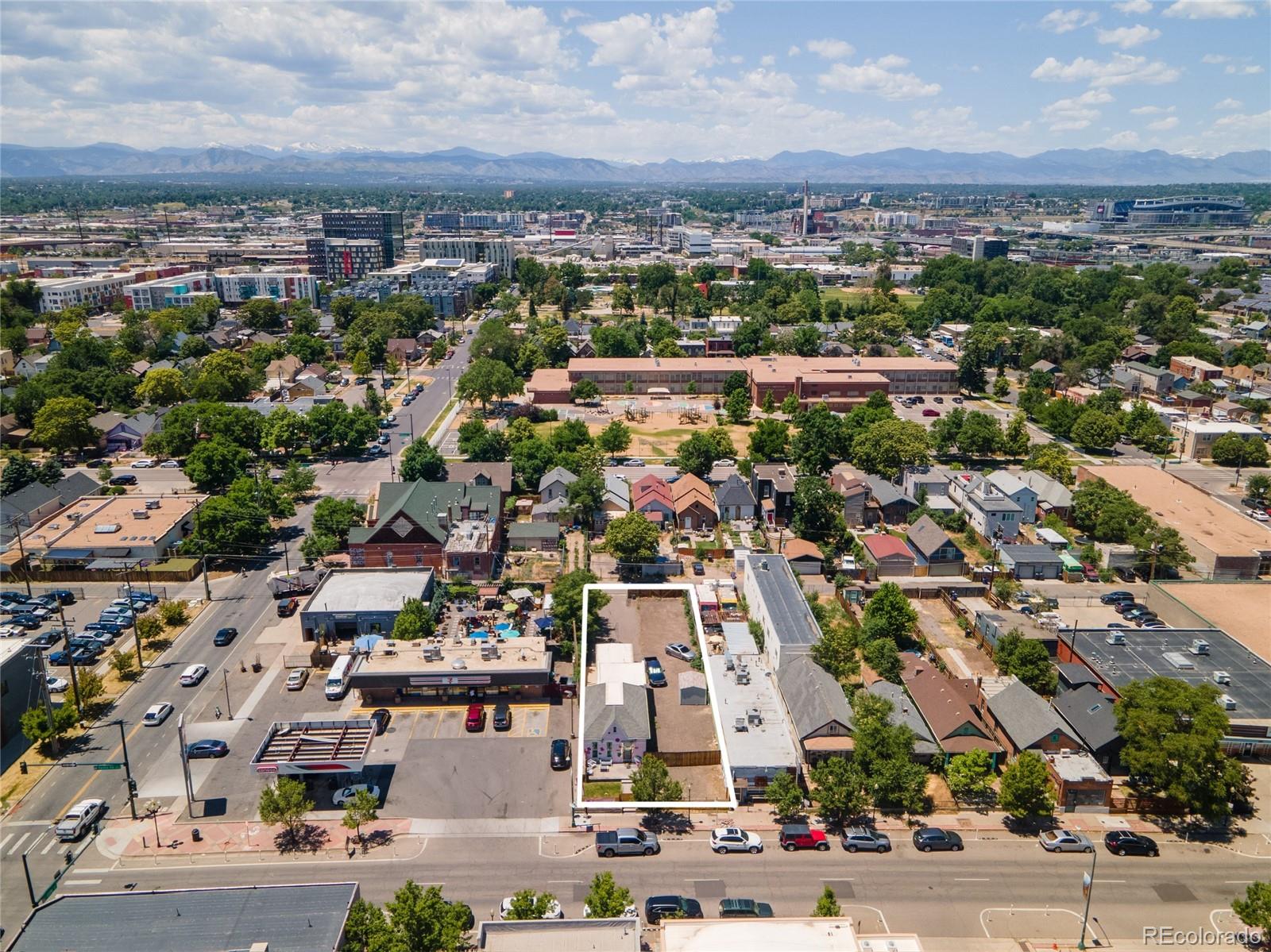 1123-1125 Santa Fe Drive