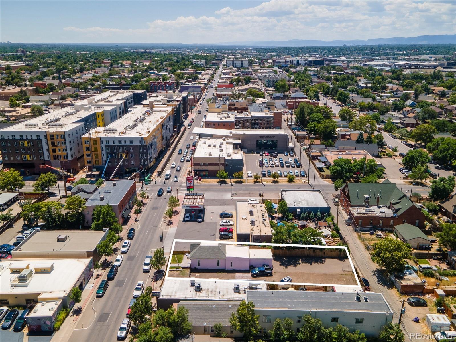 1123-1125 Santa Fe Drive