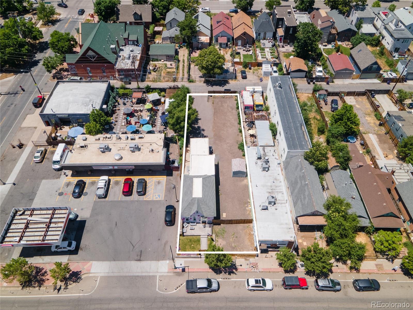 1123-1125 Santa Fe Drive