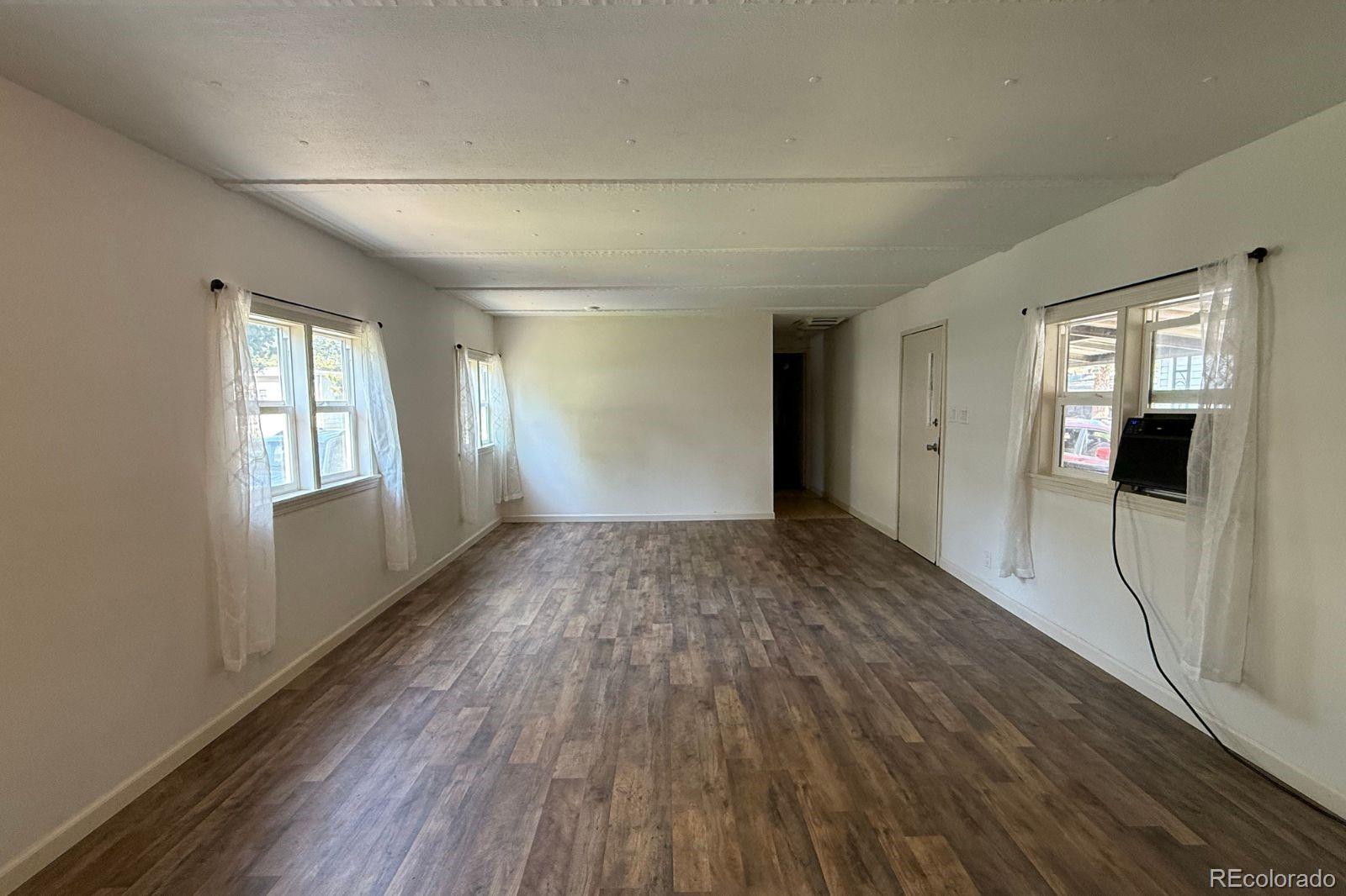 808 Oriole Cove