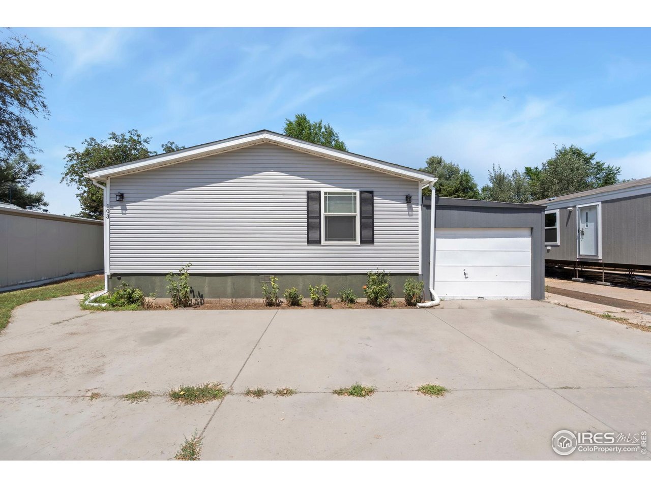 200 N 35th Ave 103