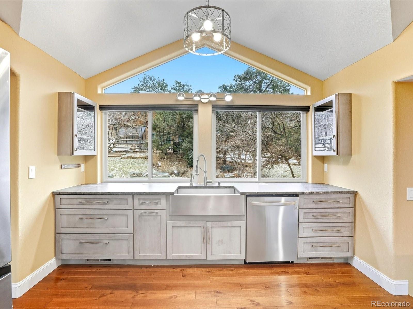 5825 Irish Pat Murphy Drive