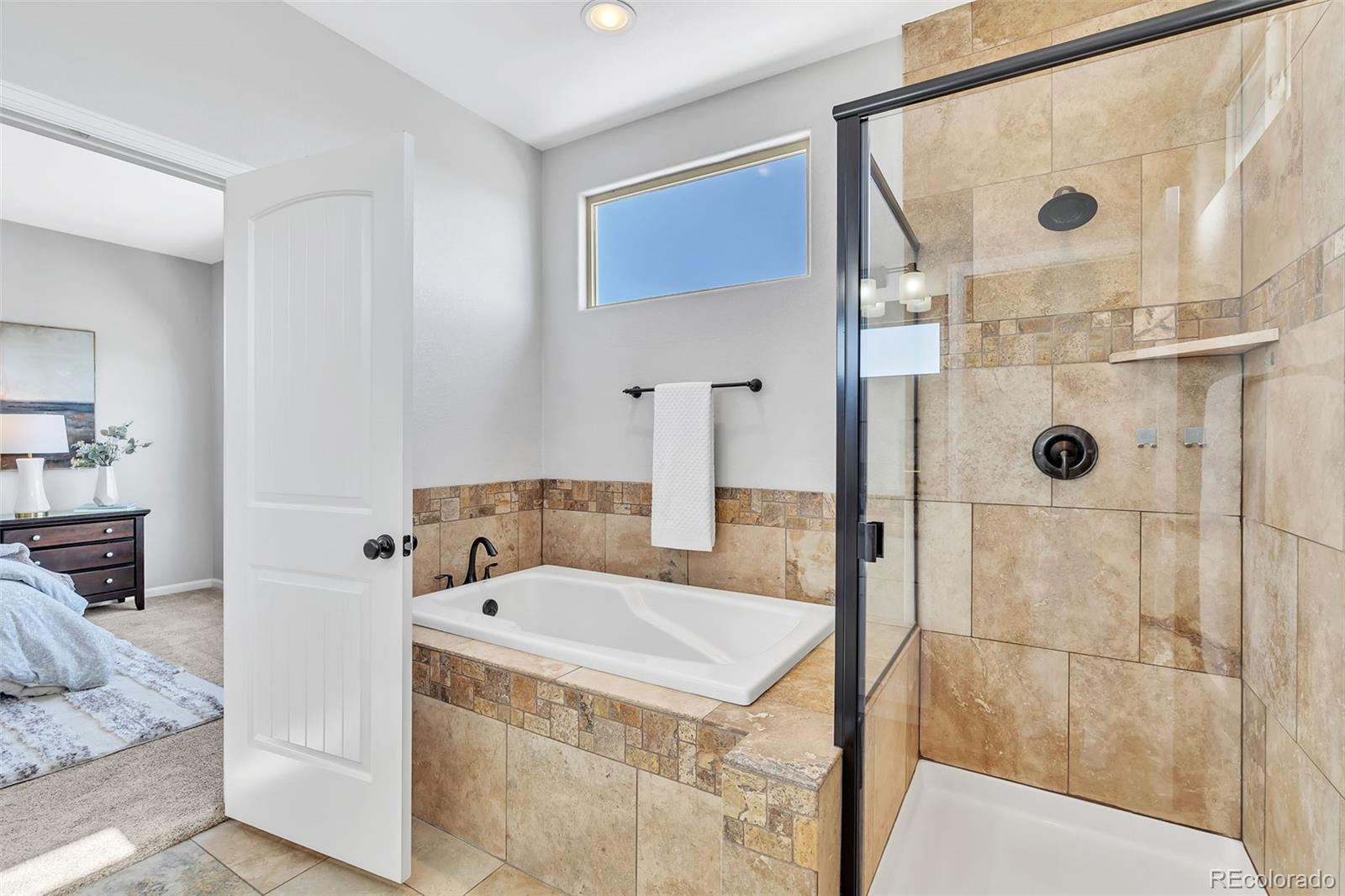 6633 Hidden Hickory Circle