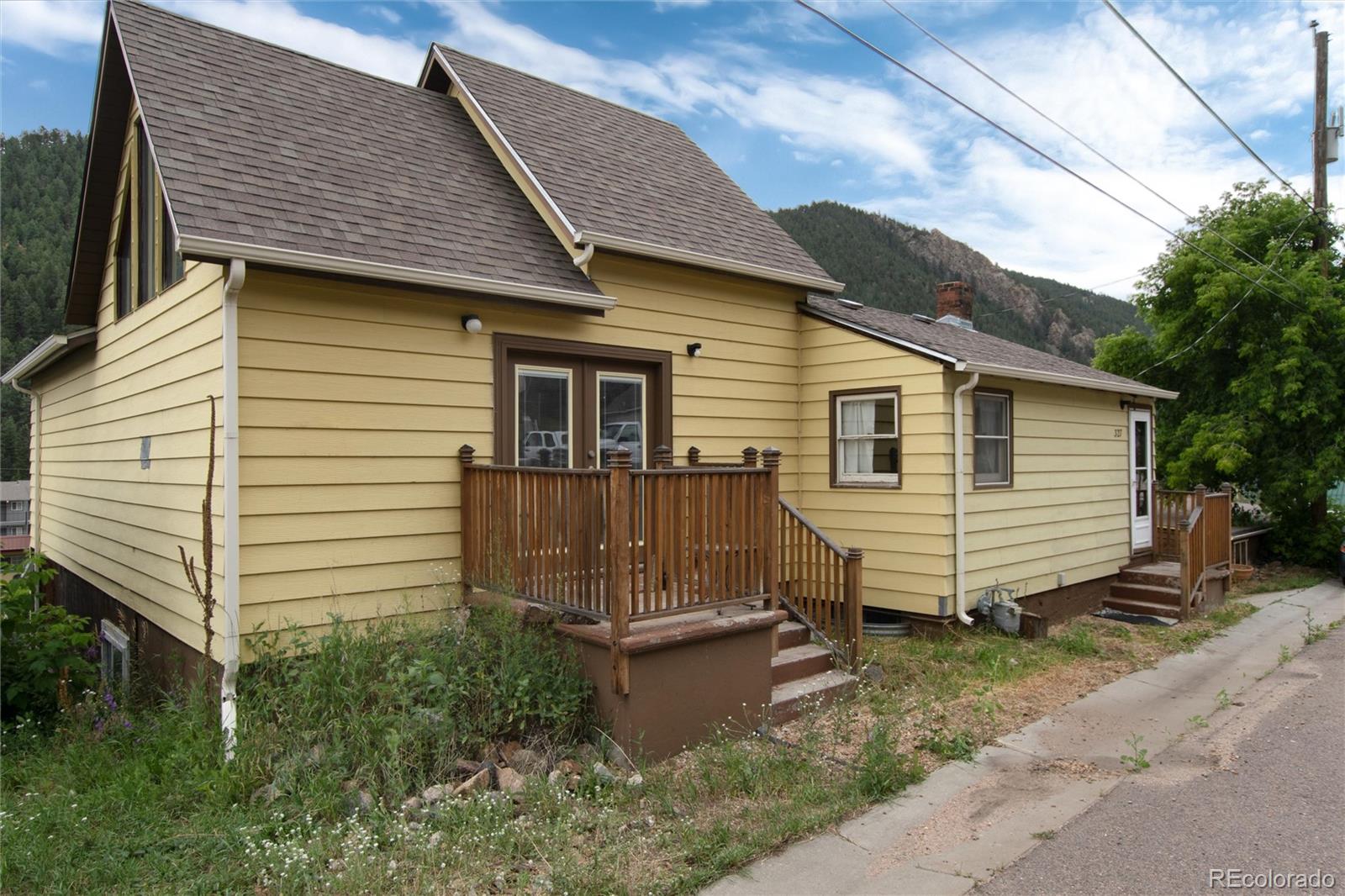 327 Virginia Street