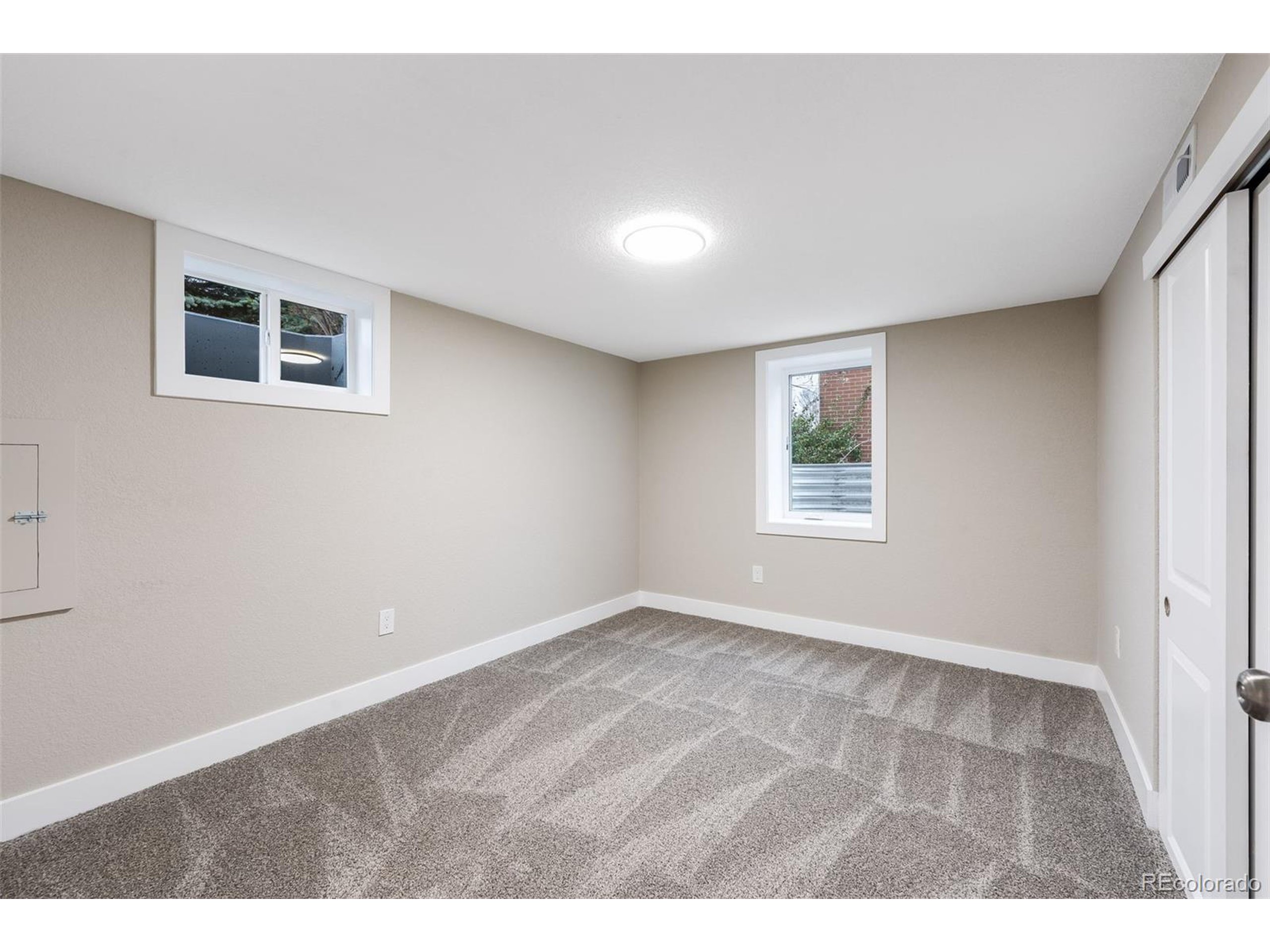 3344 S Uinta Ct
