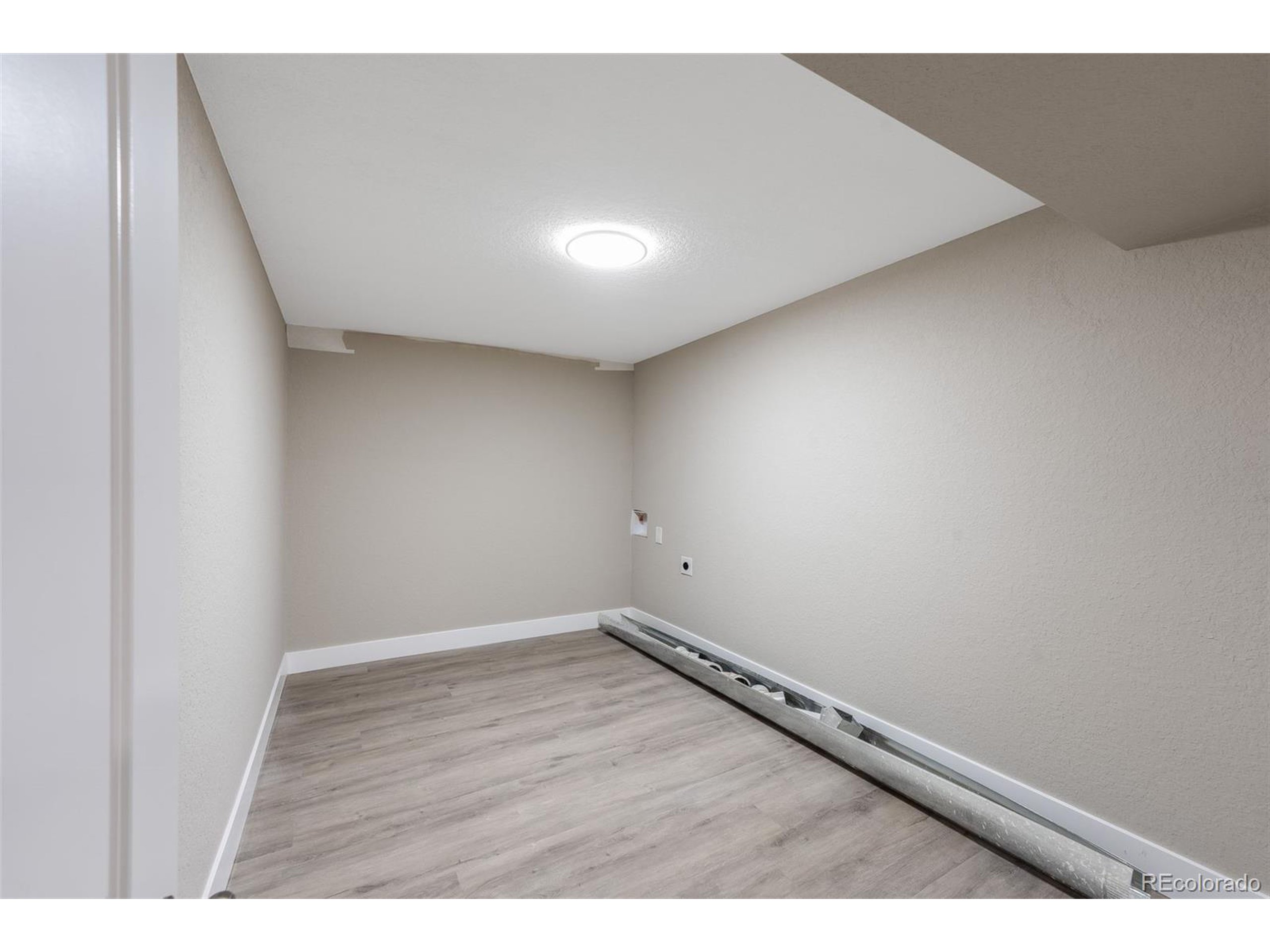 3344 S Uinta Ct