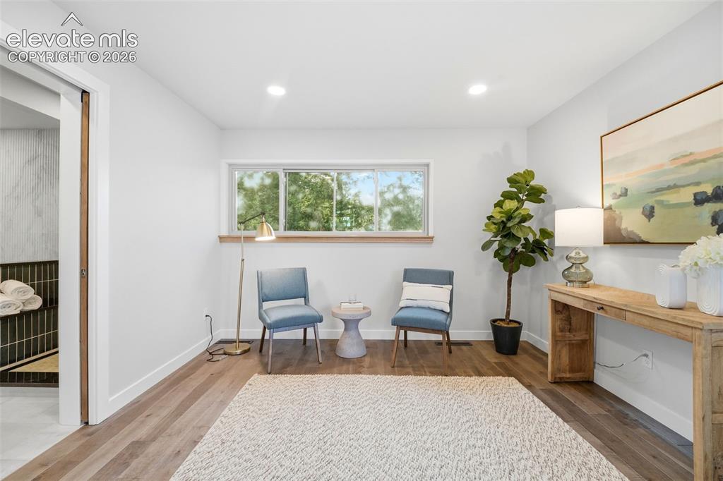17 Pine Road