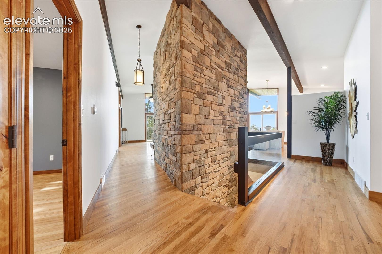 17 Pine Road