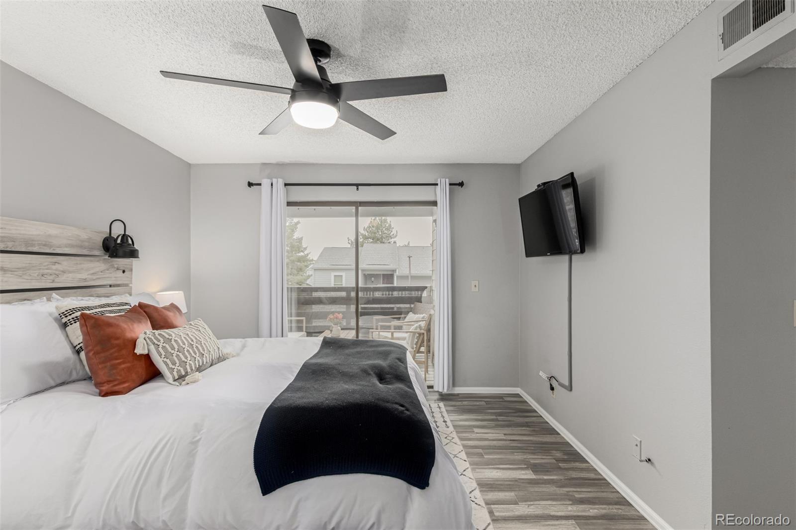 3141 S Tamarac Drive Unit: 305E