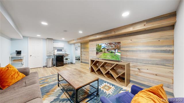 940 Grape Street
