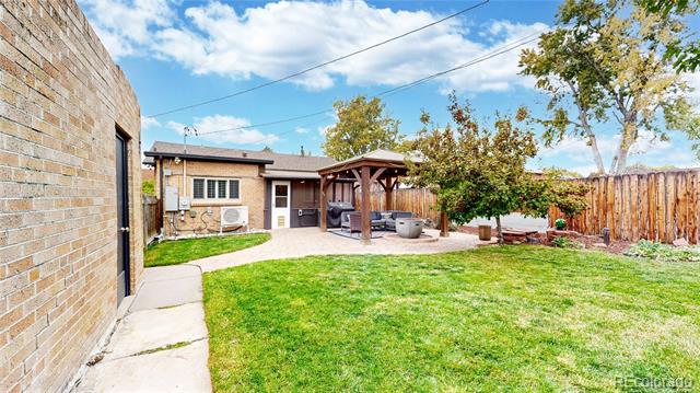 940 Grape Street