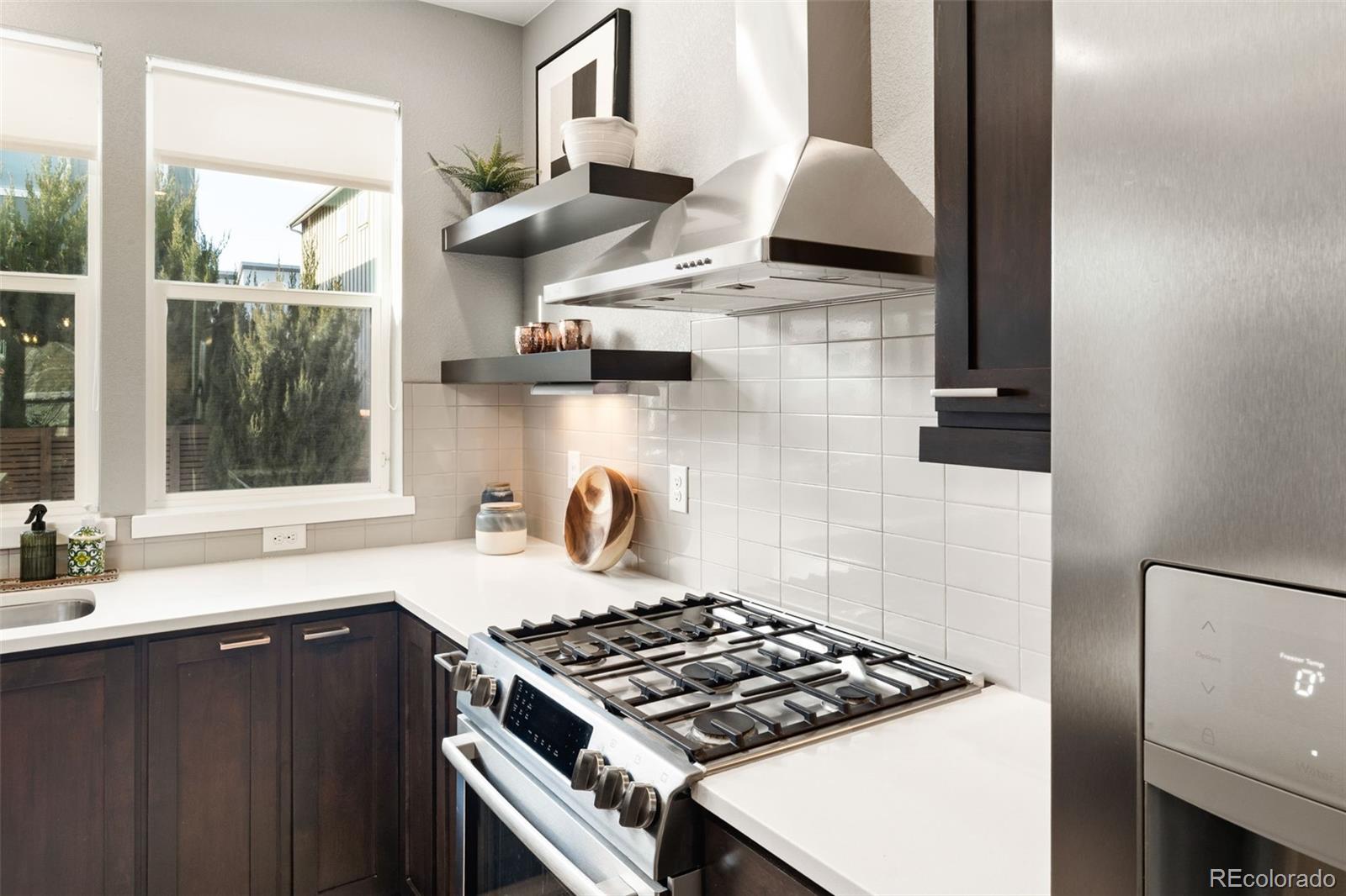 6743 Mariposa Street