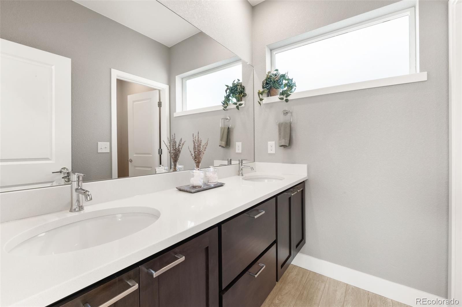 6743 Mariposa Street