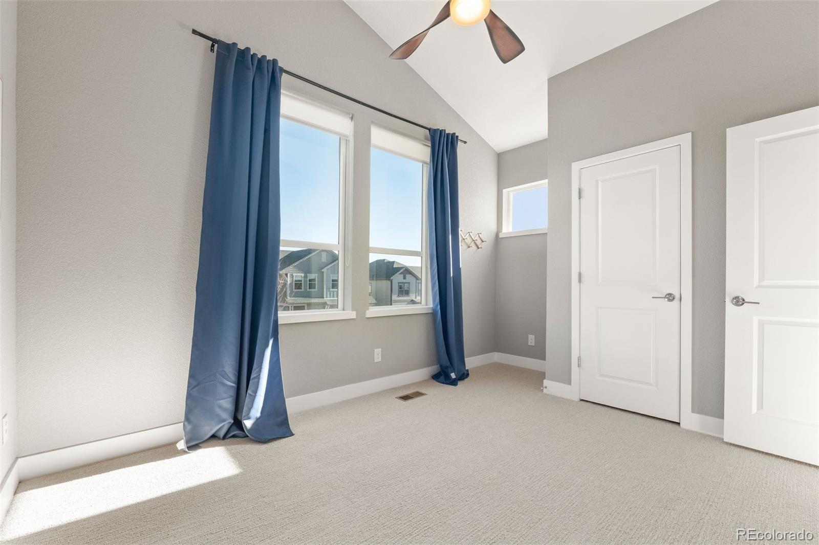 6743 Mariposa Street