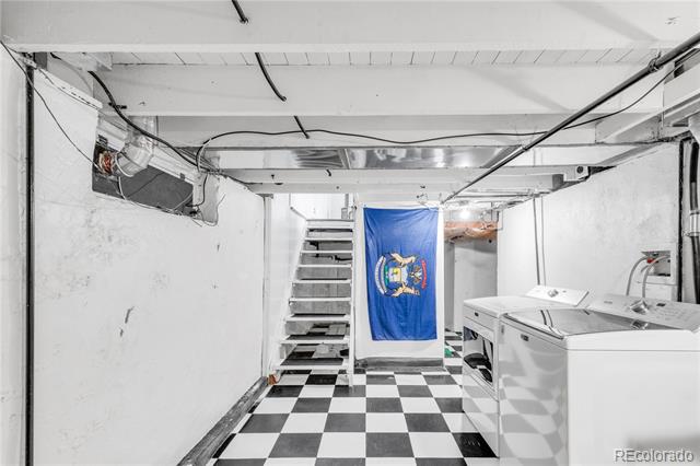 416 S High Street