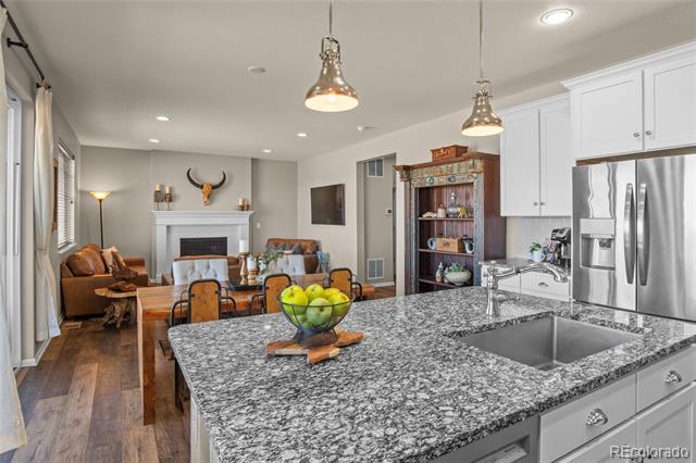 2579 Loon Circle