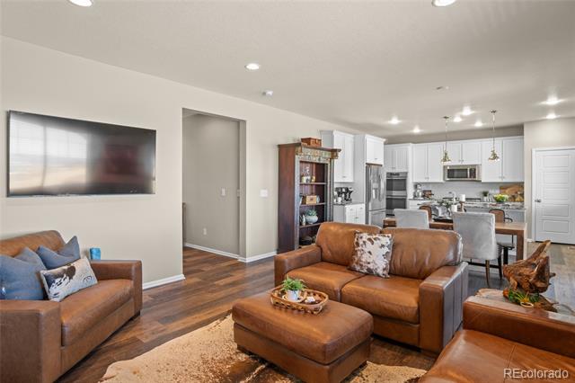 2579 Loon Circle